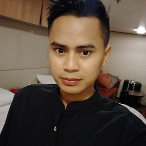 Meet your Posher, Zehri